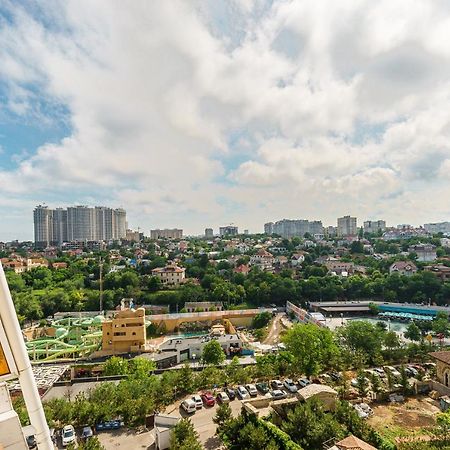 Arcadia Palace 2-Bedrooms Apartment With Terrace โอเดสซา ภายนอก รูปภาพ