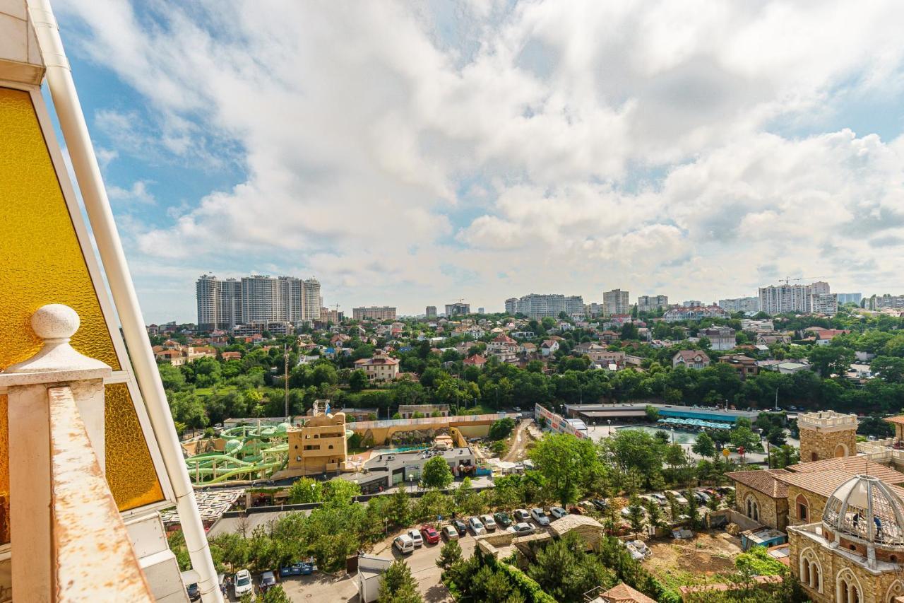 Arcadia Palace 2-Bedrooms Apartment With Terrace โอเดสซา ภายนอก รูปภาพ